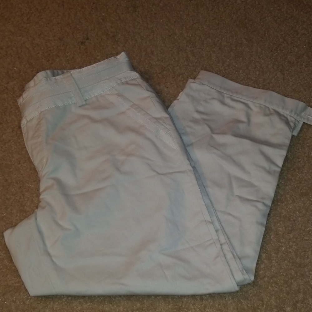 Armani Exchange white capri pants size 4